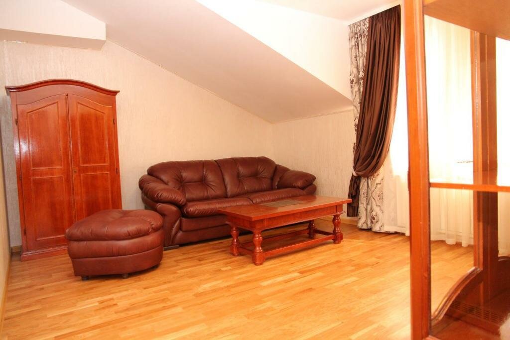 Гостиница Четыре короны Дмитров-49