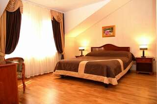 Гостиница Четыре короны Дмитров Двухместный номер-студия Делюкс с 1 кроватью-6