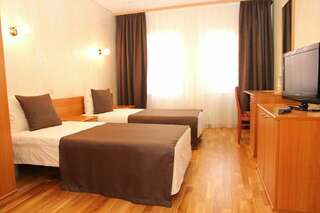 Гостиница Четыре короны Дмитров Двухместный номер с 2 отдельными кроватями-2