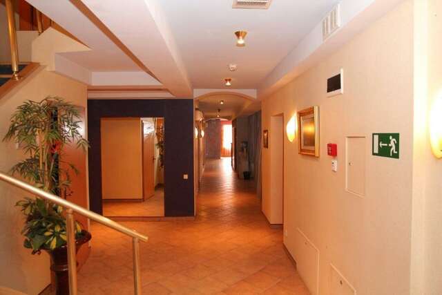 Гостиница Четыре короны Дмитров-18