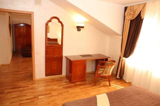 Гостиница Четыре короны Дмитров-41